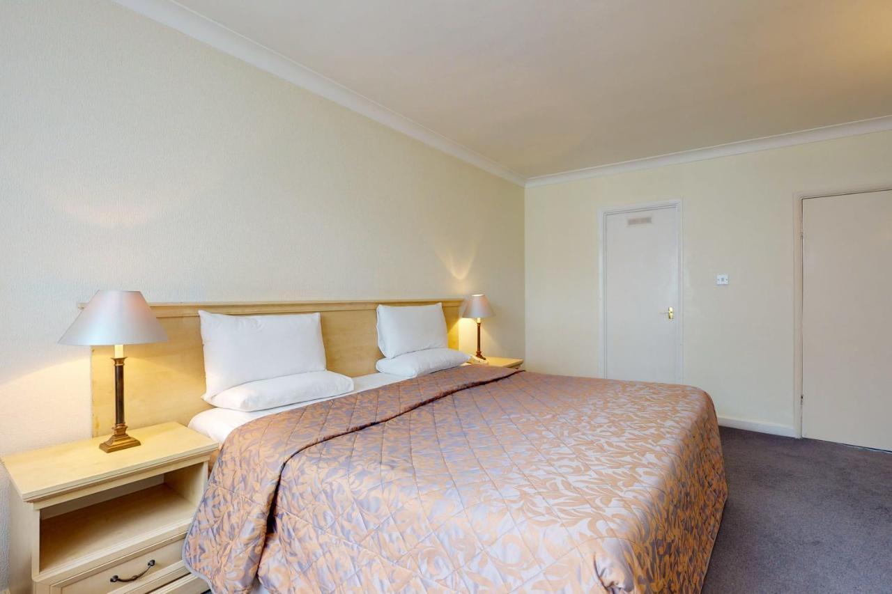 Hertford Court London Ngoại thất bức ảnh