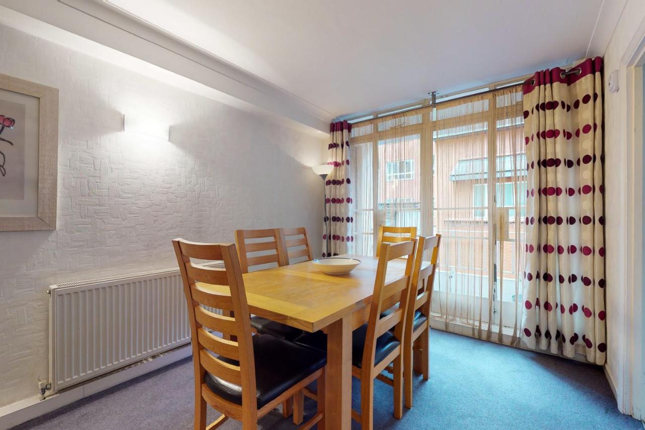 Hertford Court London Ngoại thất bức ảnh