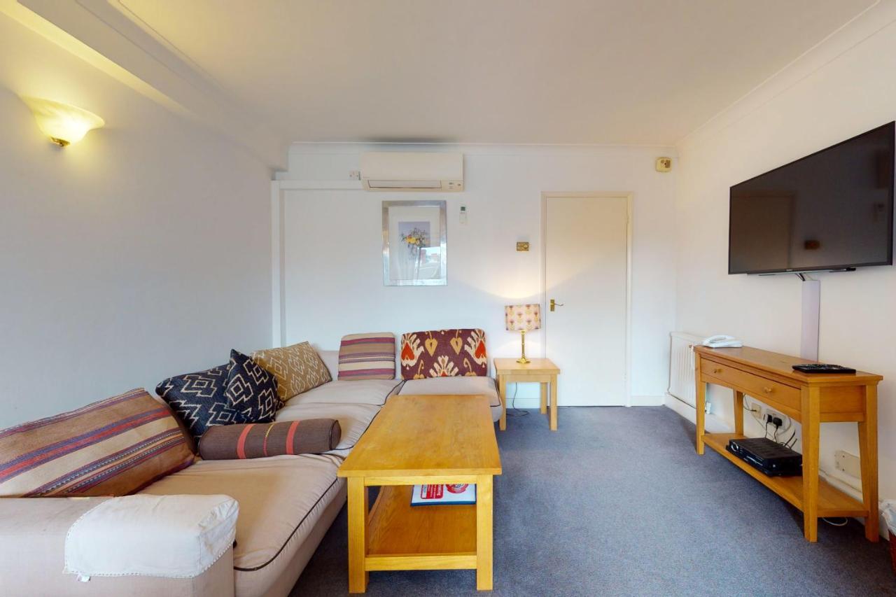 Hertford Court London Ngoại thất bức ảnh